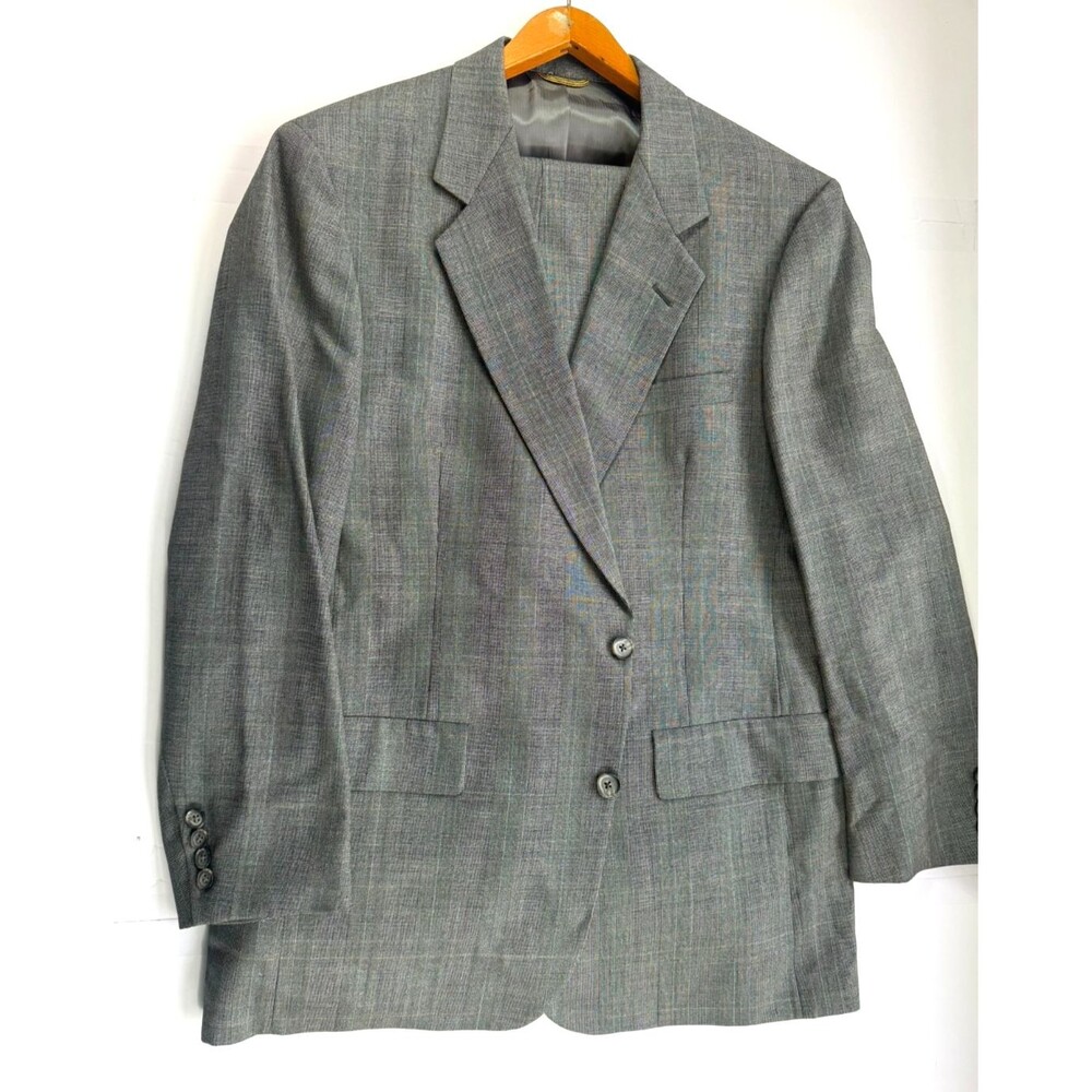 Hart Schaffner Marx Gold Trumpeter Suit Mens 44L 38x30 Grey Plaid Pure Wool USA